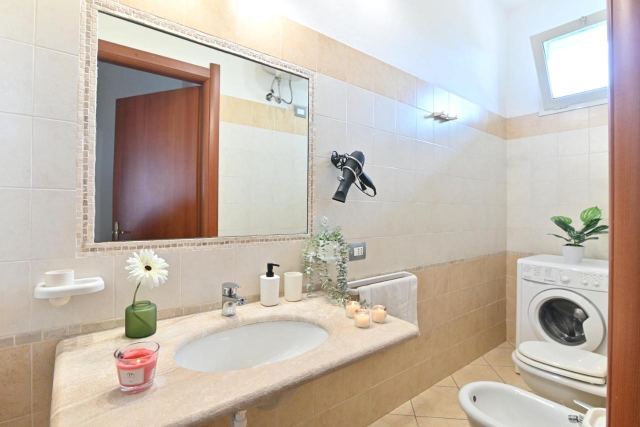 Izzhome Flamingo Пула Екстериор снимка