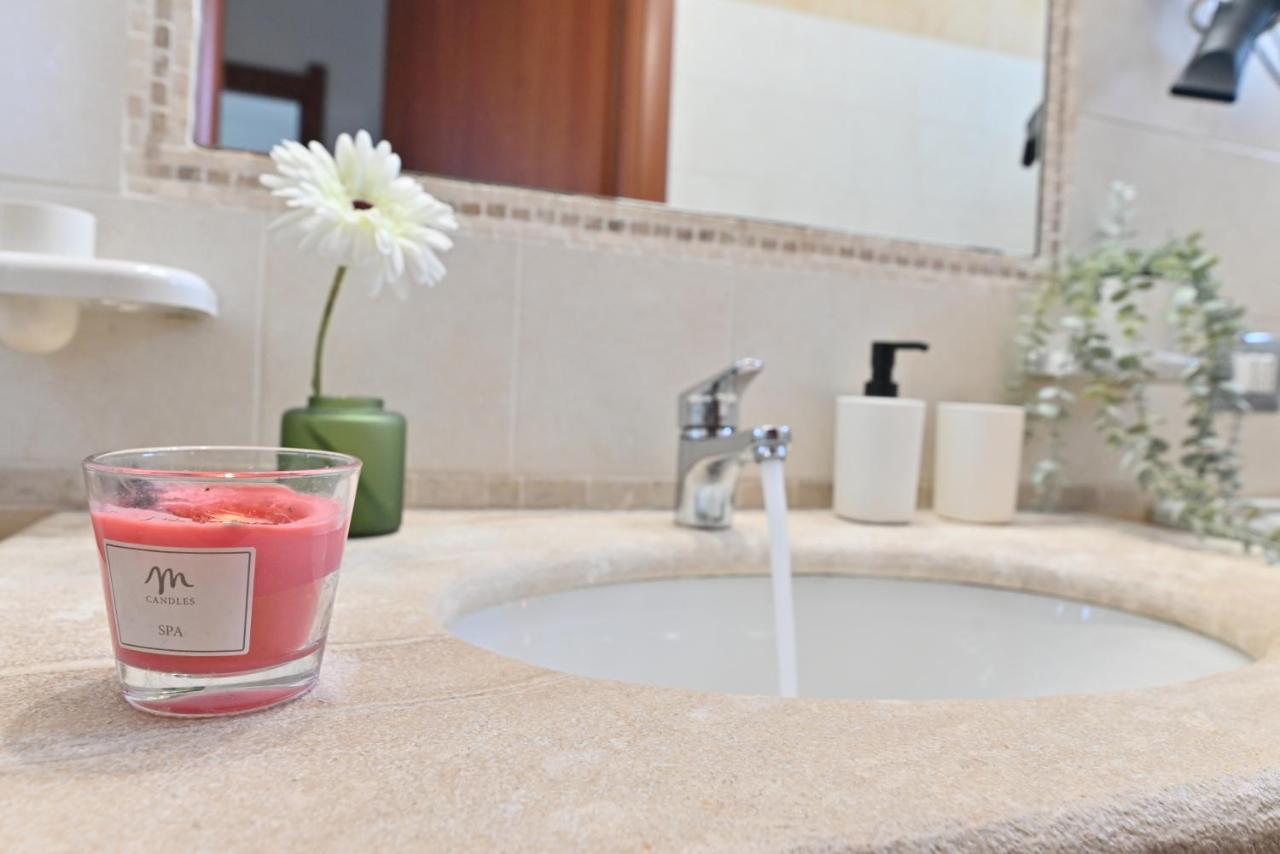 Izzhome Flamingo Пула Екстериор снимка