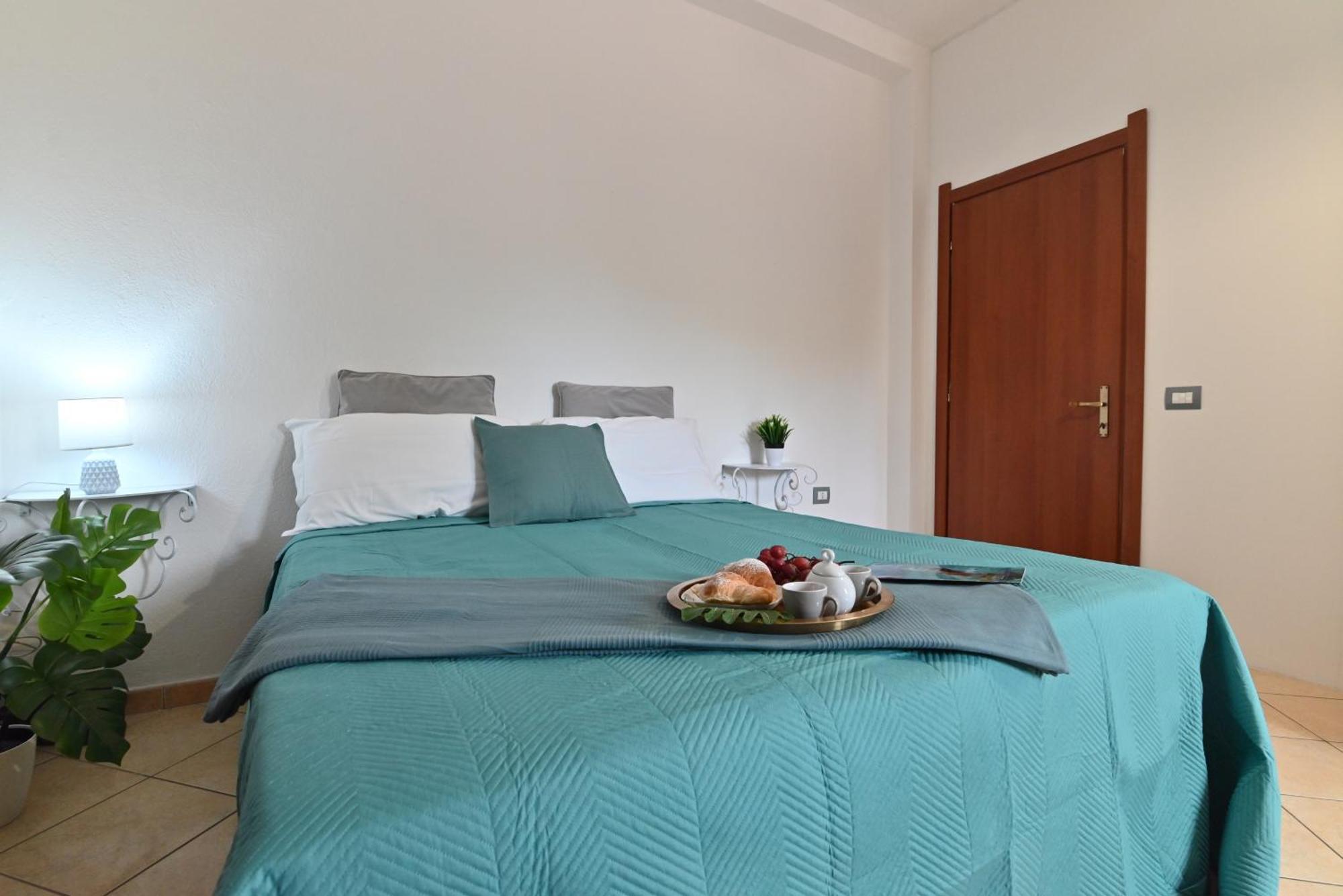 Izzhome Flamingo Пула Екстериор снимка